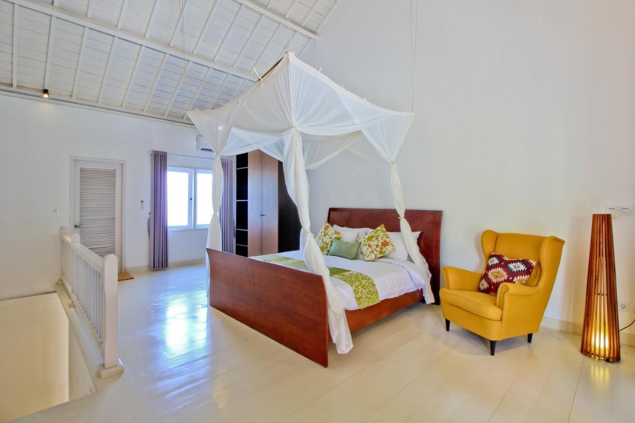 Uma Lima Villa Batu Belig - Close To The Beach Canggu  Exterior photo