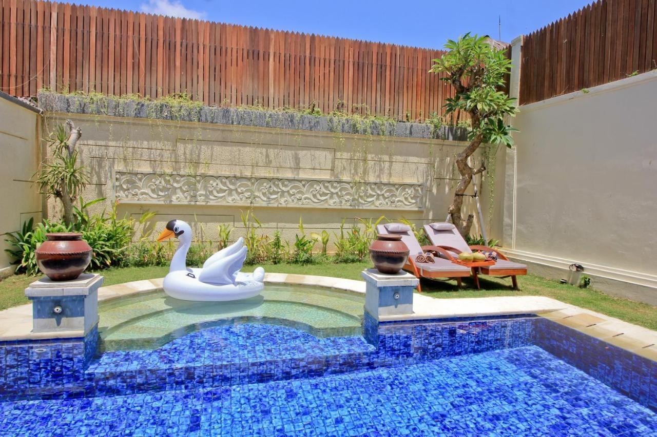 Uma Lima Villa Batu Belig - Close To The Beach Canggu  Exterior photo