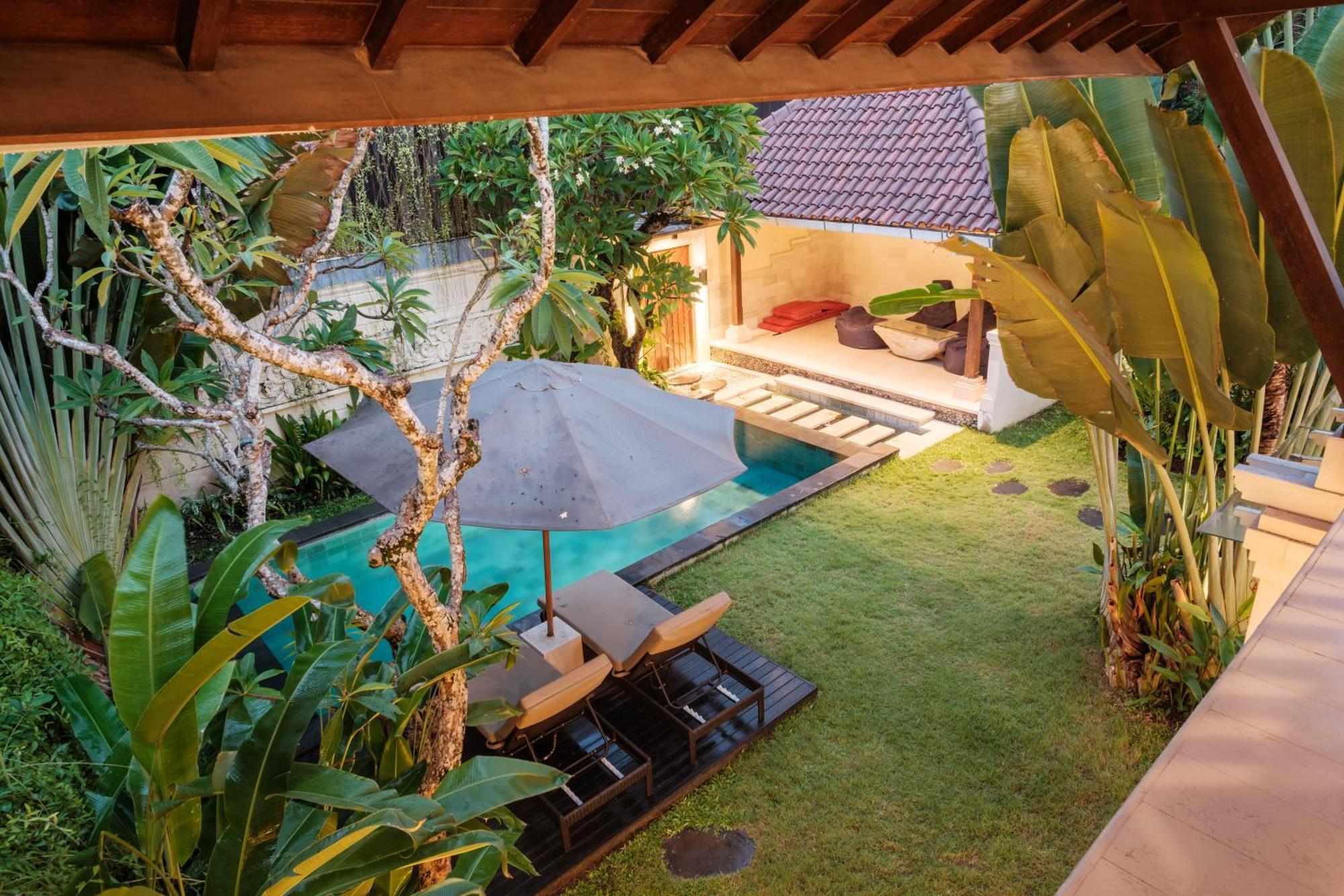 Uma Lima Villa Batu Belig - Close To The Beach Canggu  Exterior photo