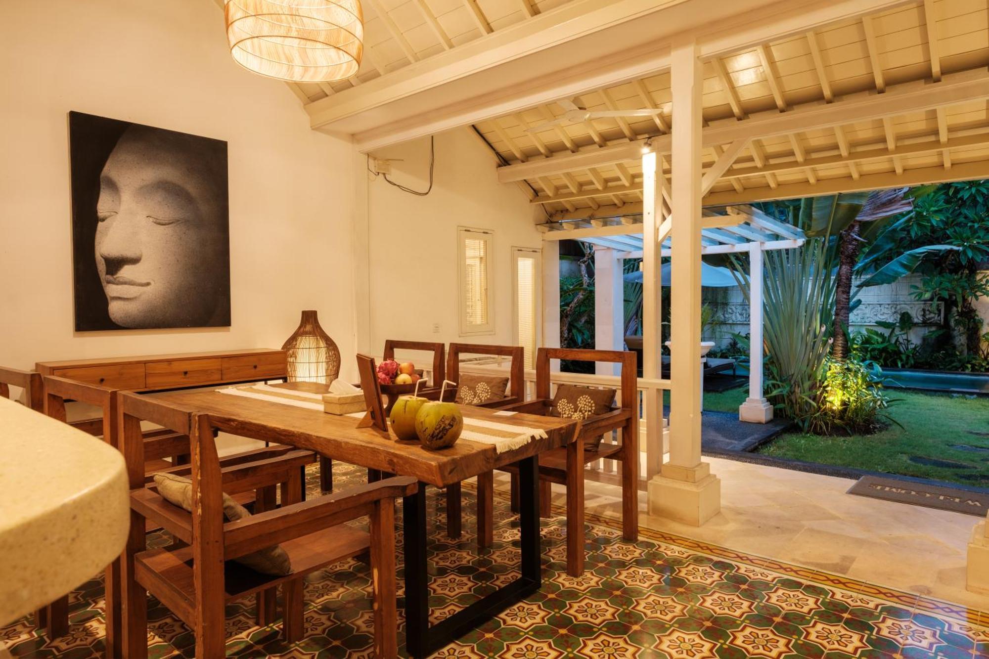 Uma Lima Villa Batu Belig - Close To The Beach Canggu  Exterior photo