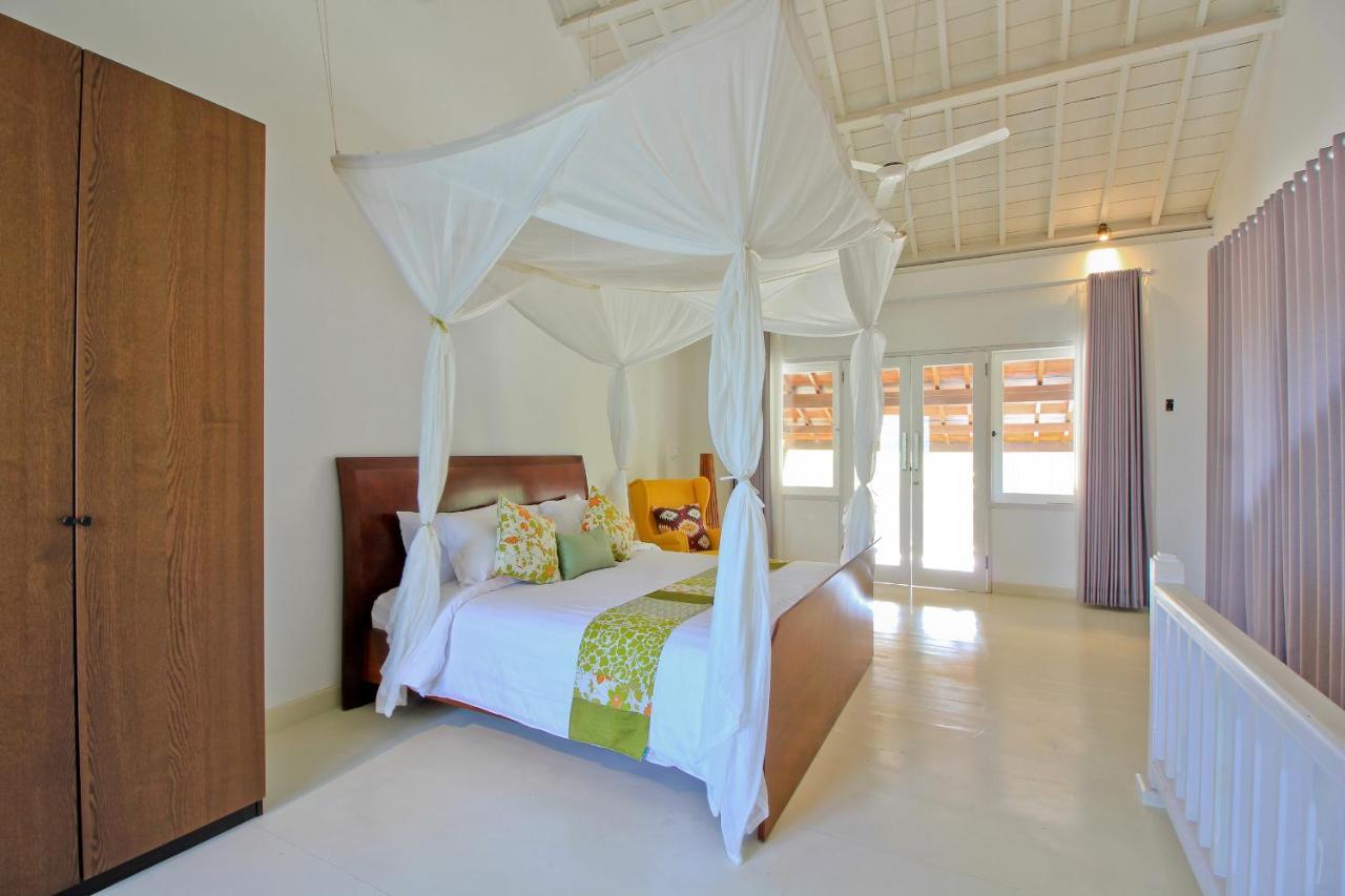 Uma Lima Villa Batu Belig - Close To The Beach Canggu  Exterior photo
