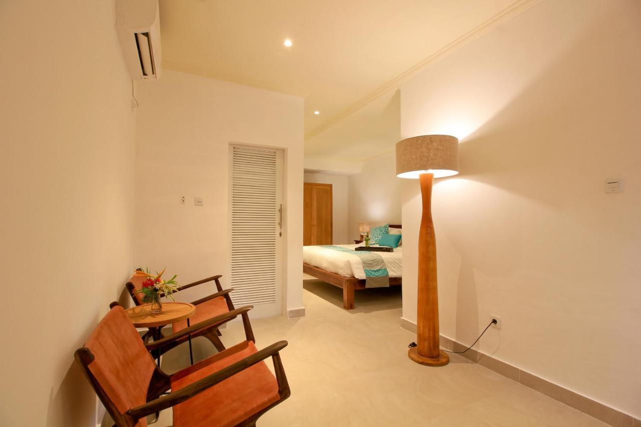 Uma Lima Villa Batu Belig - Close To The Beach Canggu  Exterior photo