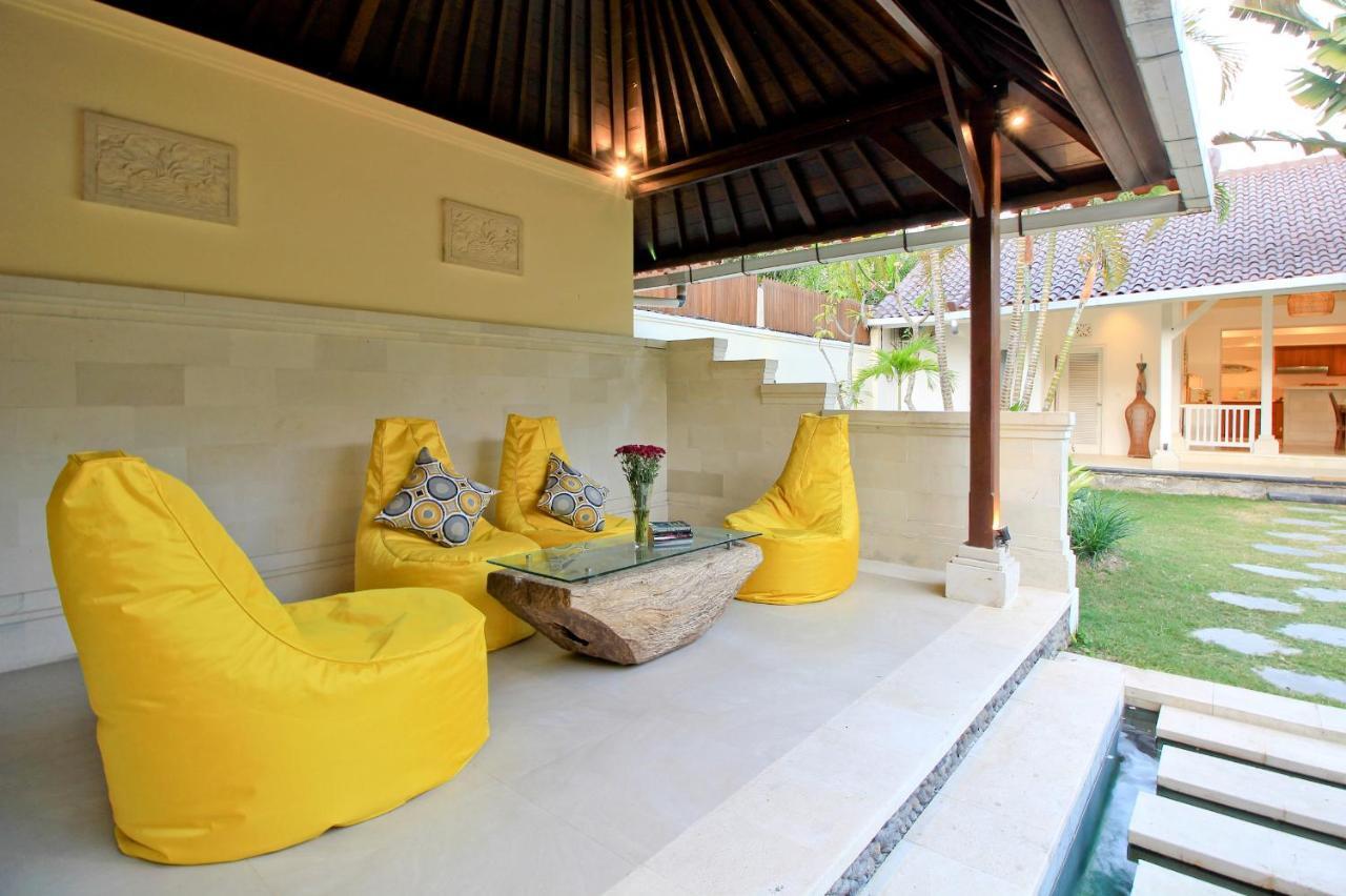 Uma Lima Villa Batu Belig - Close To The Beach Canggu  Exterior photo