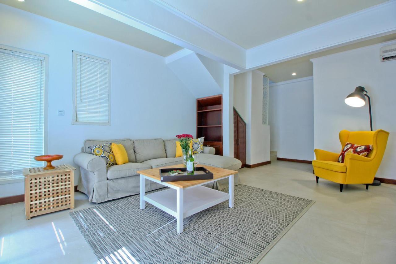 Uma Lima Villa Batu Belig - Close To The Beach Canggu  Exterior photo