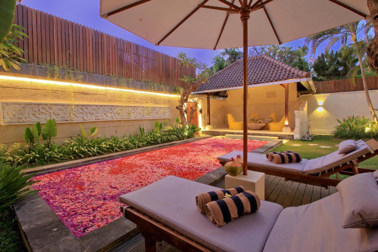 Uma Lima Villa Batu Belig - Close To The Beach Canggu  Exterior photo